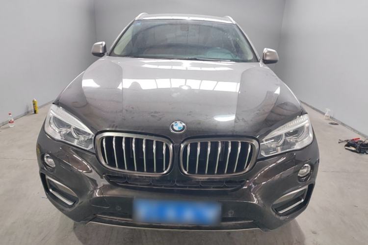 Used BMW X6 2018 xDrive28i Front