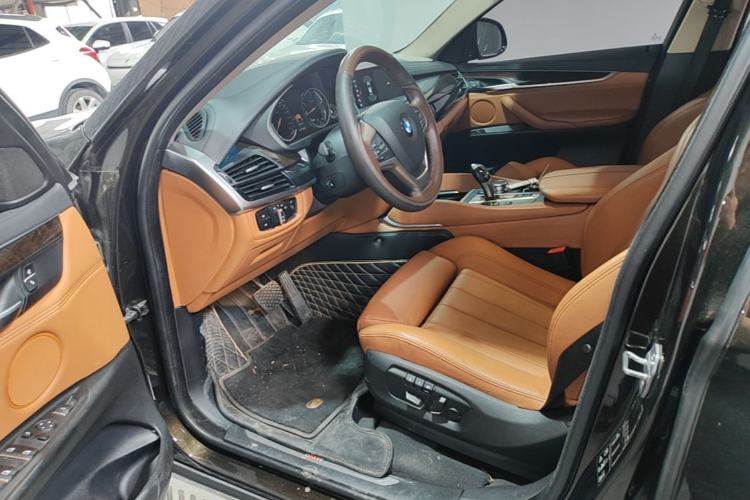 Used BMW X6 2018 xDrive28i Left Front Seat