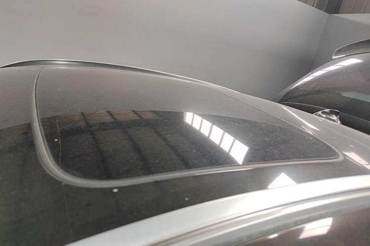 Used BMW X6 2018 xDrive28i Roof