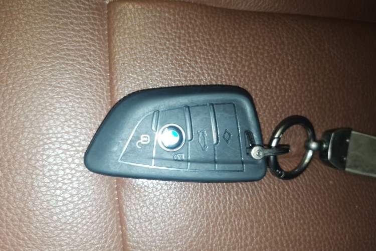 Used BMW X6 2018 xDrive35i Leading Model Vehicle Key