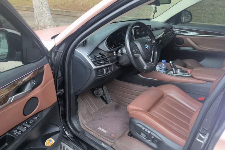 Used BMW X6 2018 xDrive28i Driver Seat
