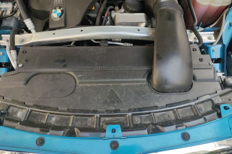 Used BMW X6 2018 xDrive35i Leading Model Engine Bay