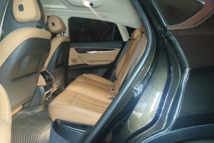 Used BMW X6 2018 xDrive28i Left Rear Seat
