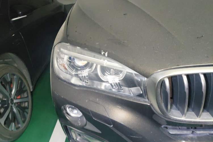 Used BMW X6 2018 xDrive28i Right Front Headlight