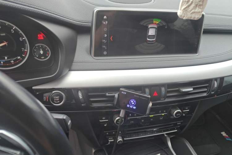 Used BMW X6 2018 xDrive35i Leading Model Audio And AC Panel