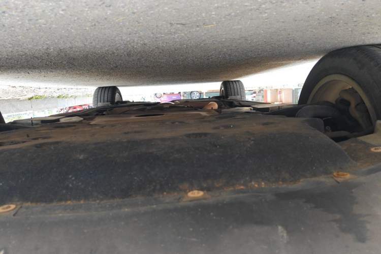 Used BMW X6 2018 xDrive28i Chassis Front