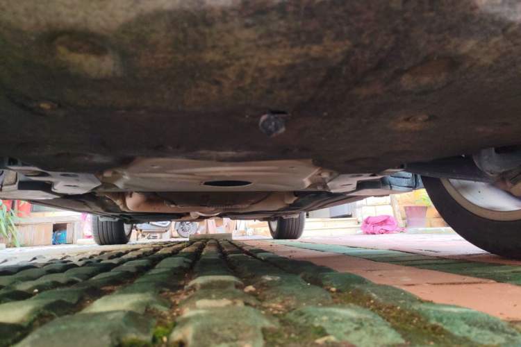 Used BMW X6 2018 xDrive28i Chassis Front