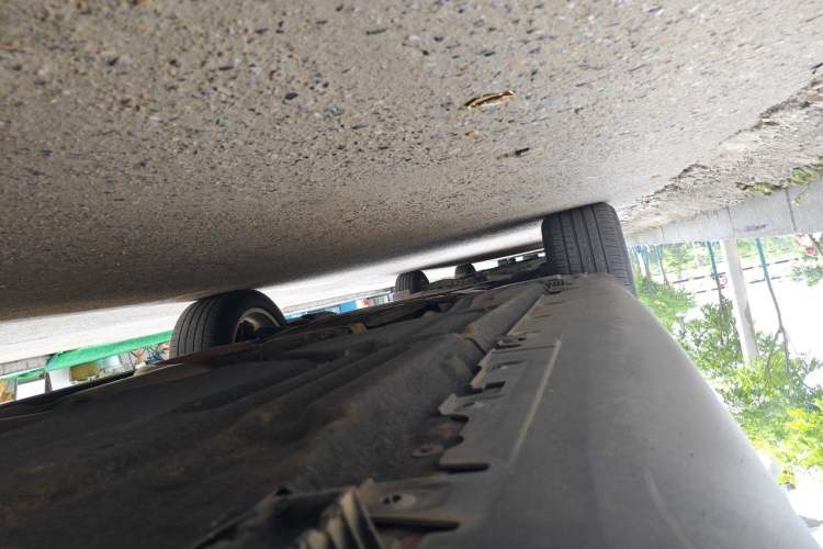Used BMW X6 2018 xDrive28i Chassis Rear Left