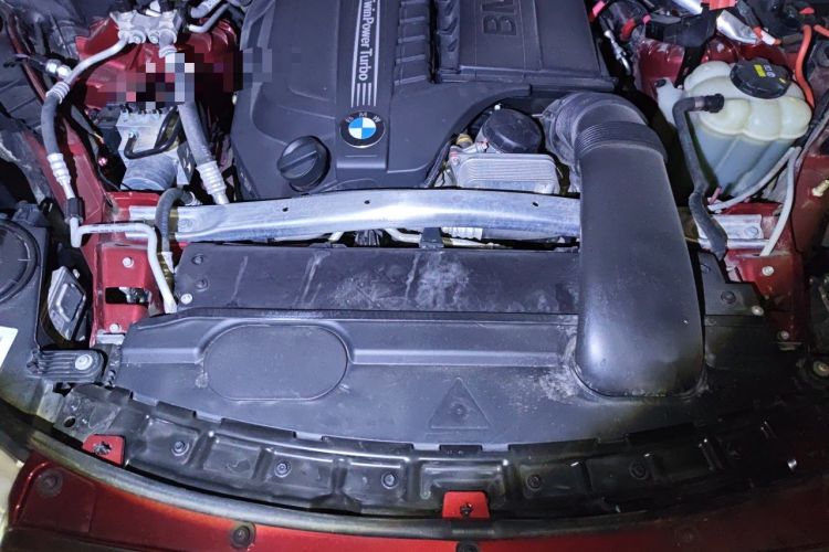 Used BMW X6 2018 xDrive35i Leading Model Engine Bay