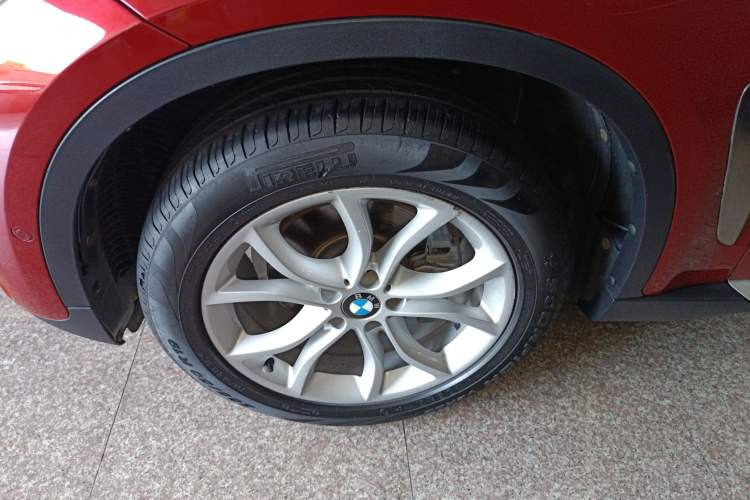 Used BMW X6 2018 xDrive28i Exterior 3