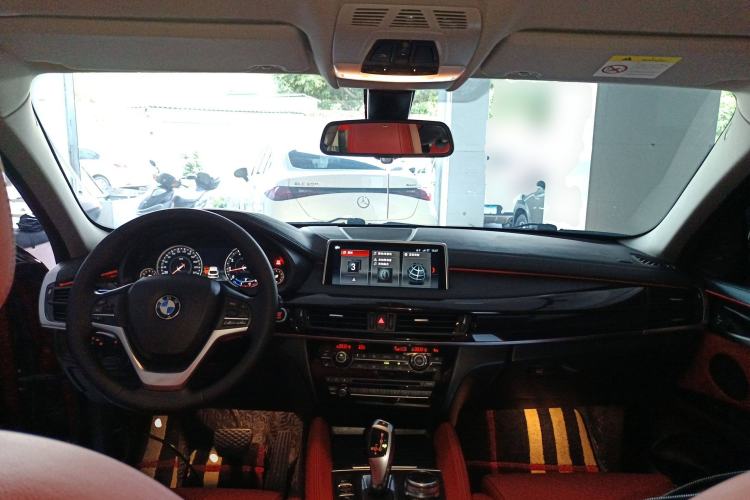 Used BMW X6 2018 xDrive28i Interior 2