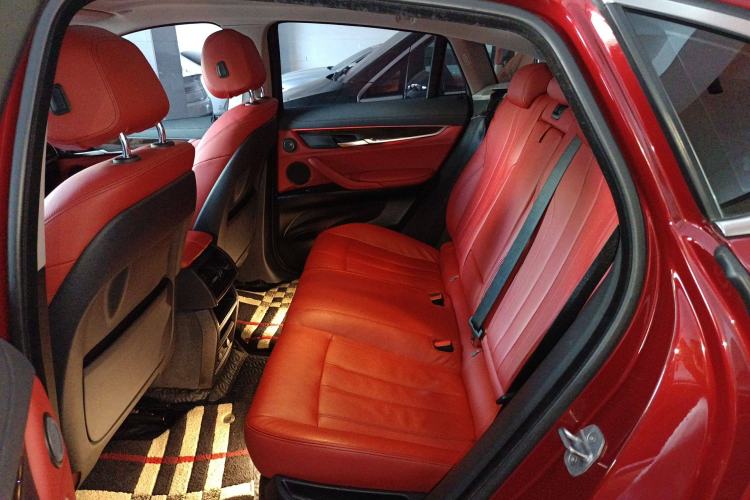 Used BMW X6 2018 xDrive28i Interior 4