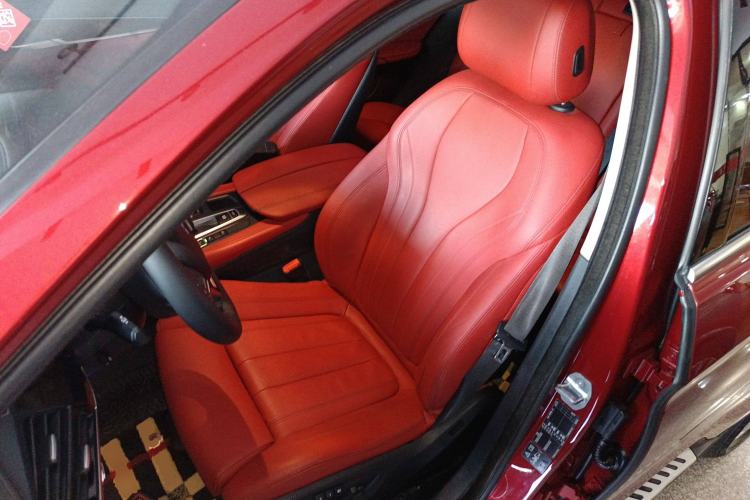 Used BMW X6 2018 xDrive28i Left Front Seat