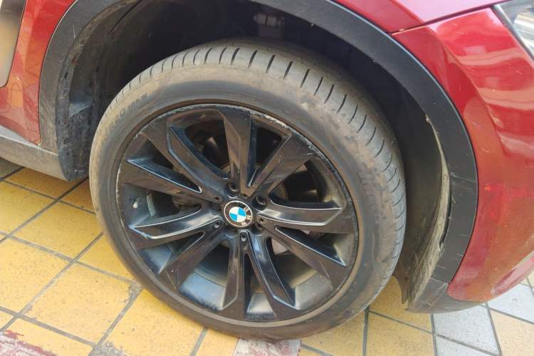 Used BMW X6 2018 xDrive35i Leading Model Right Front Wheel Hub