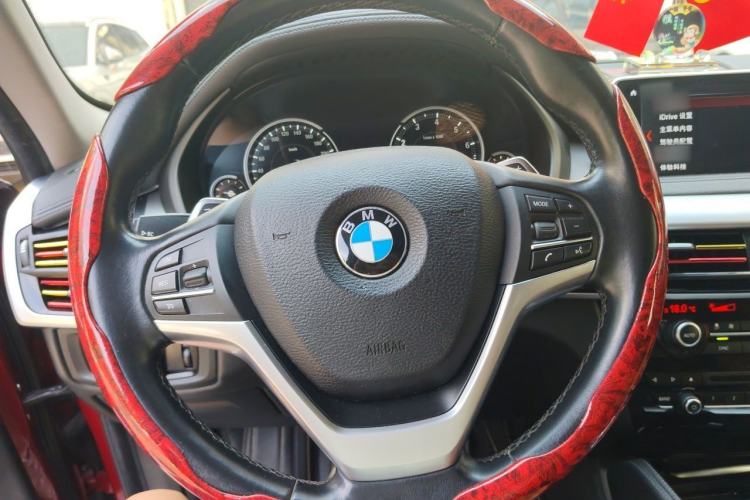 Used BMW X6 2018 xDrive35i Leading Model Steering Wheel