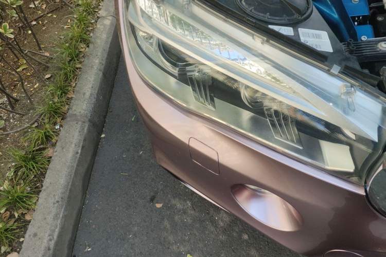 Used BMW X6 2018 xDrive35i Leading Model Right Front Headlight