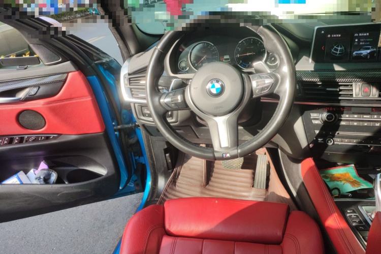 Used BMW X6 2018 xDrive35i Leading Model Steering Wheel