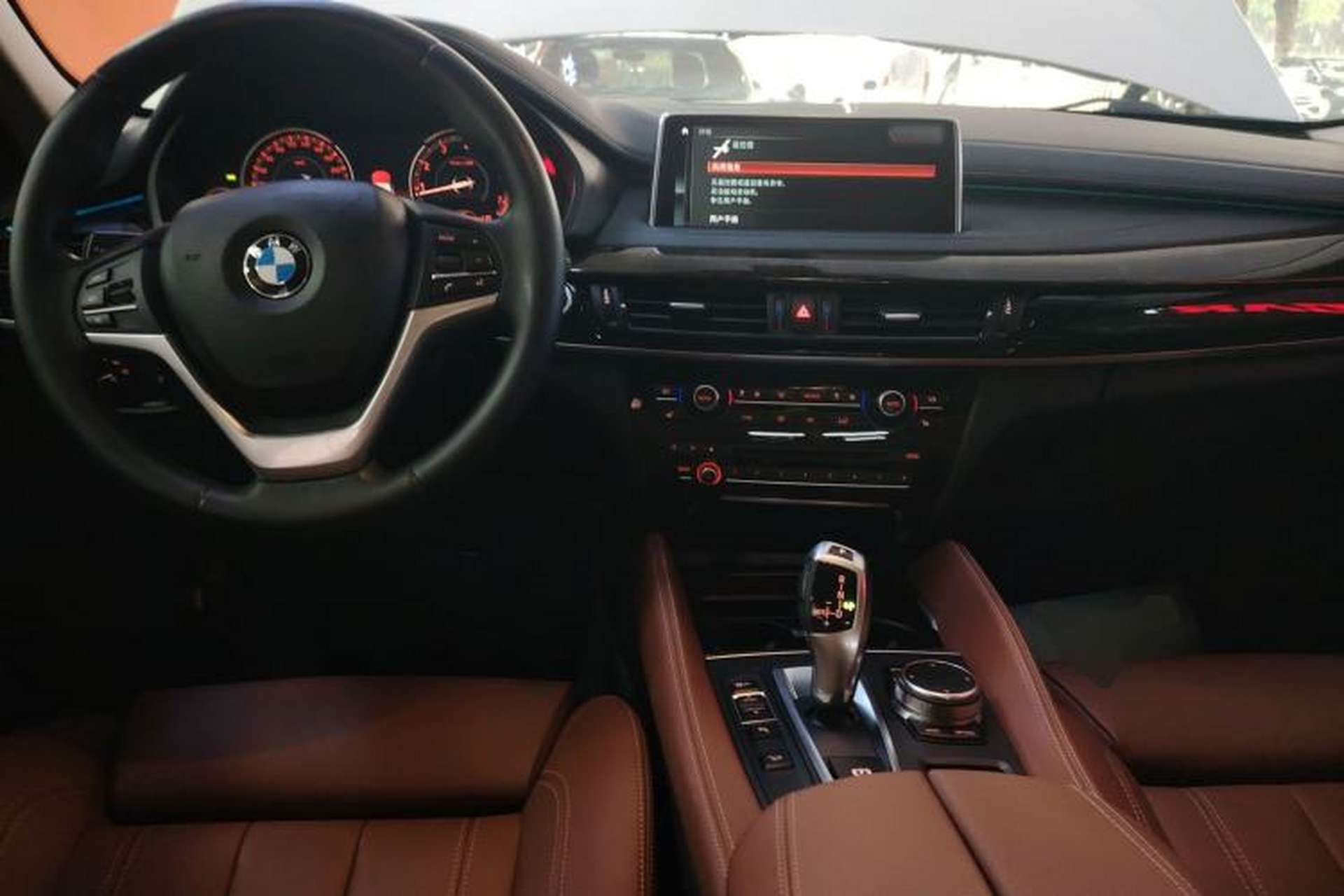 Used BMW X6 2018 xDrive28i Center Console