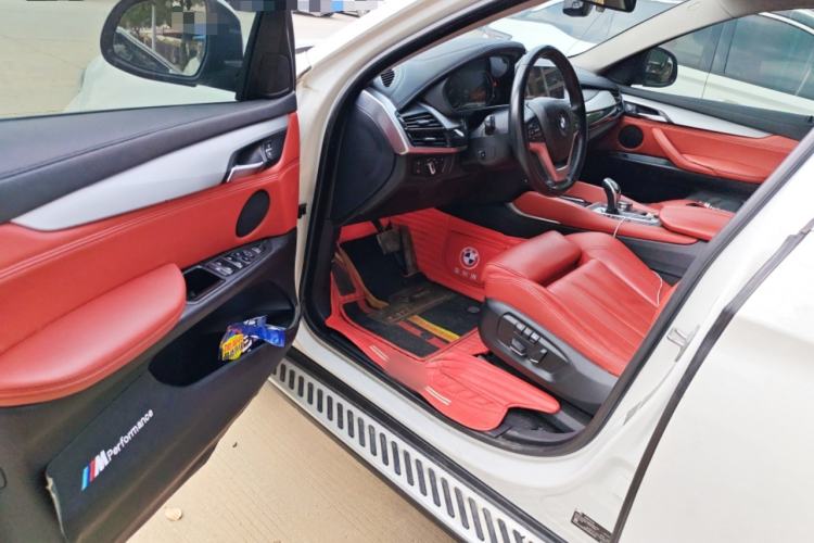 Used BMW X6 2018 xDrive35i Base Model Middle East Driver Seat