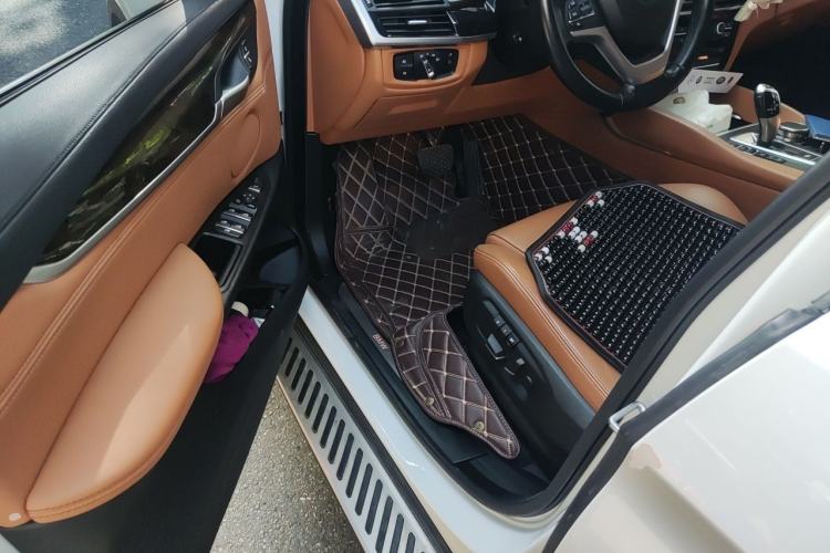 Used BMW X6 2018 xDrive28i Driver Seat