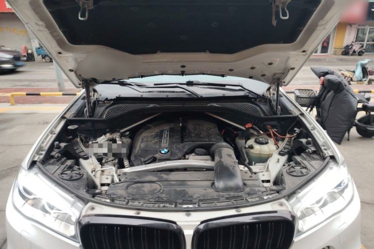 Used BMW X6 2018 xDrive35i M Sport Luxury Edition Engine Bay