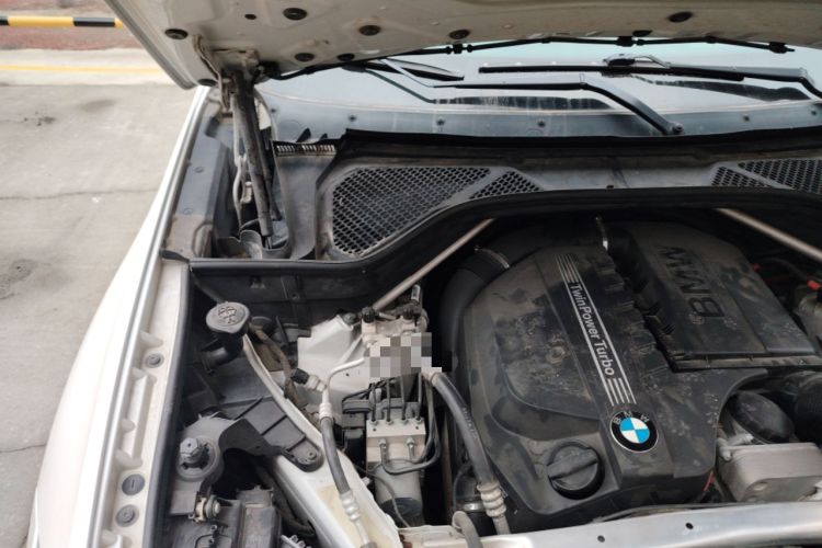 Used BMW X6 2018 xDrive35i M Sport Luxury Edition Engine Bay Right