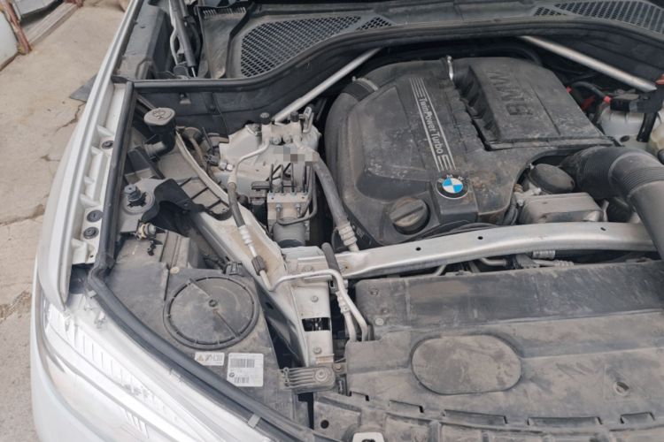 Used BMW X6 2018 xDrive35i Leading Model Engine Bay Right