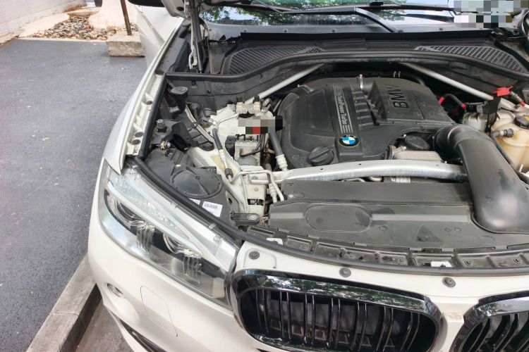 Used BMW X6 2018 xDrive35i Leading Model Engine Bay Right