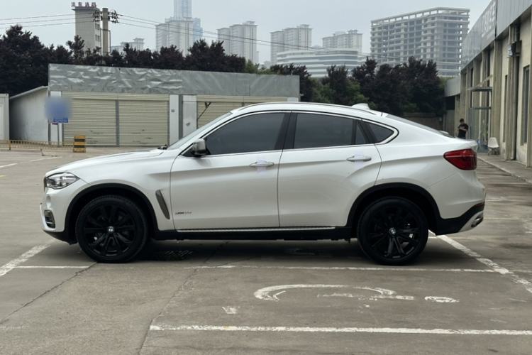 Used BMW X6 2018 xDrive35i Leading Model Exterior 3