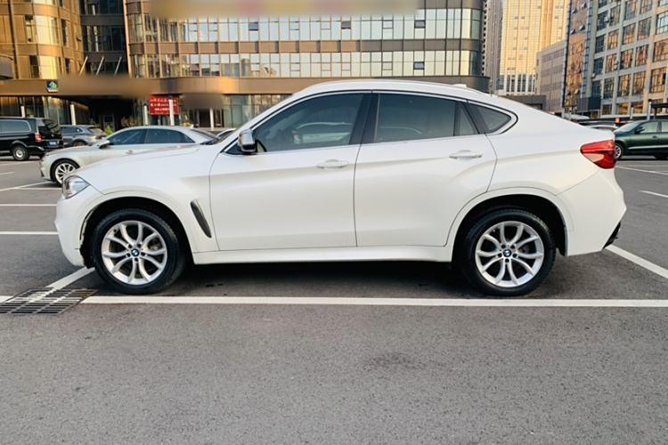 Used BMW X6 2018 xDrive28i Exterior 3