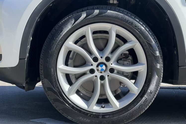Used BMW X6 2018 xDrive28i Exterior 6