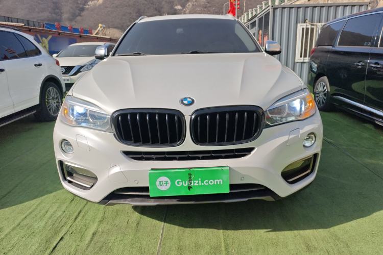 Used BMW X6 2018 xDrive28i Front