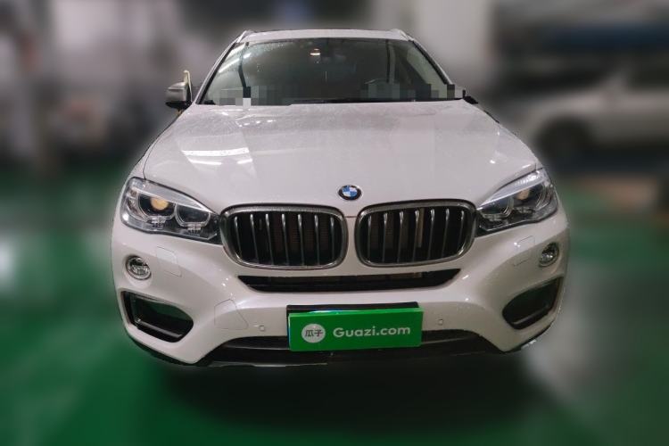 Used BMW X6 2018 xDrive28i Front