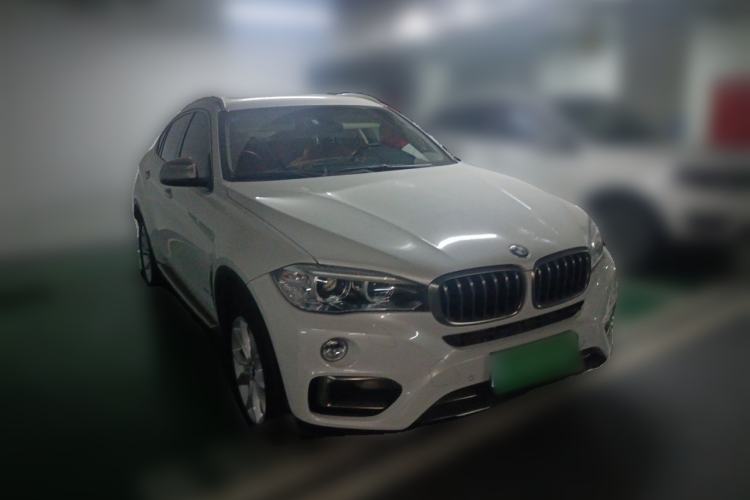 Used BMW X6 2018 xDrive28i Front Right 45 Deg