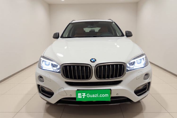 Used BMW X6 2018 xDrive28i Front