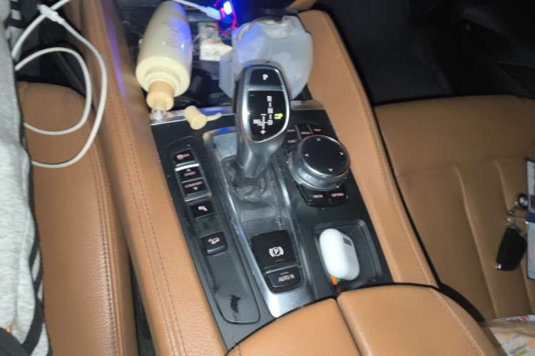 Used BMW X6 2018 xDrive35i Leading Model Gear Lever