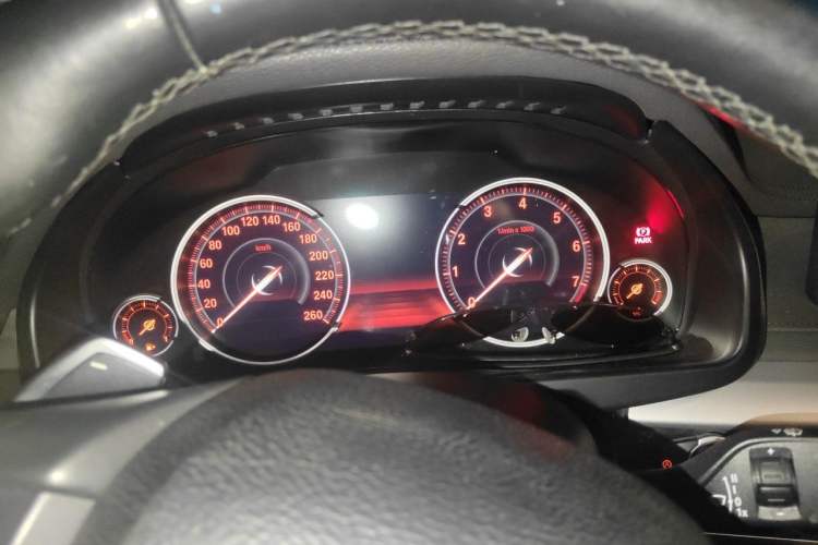 Used BMW X6 2018 xDrive35i Base Model Middle East Instrument Cluster