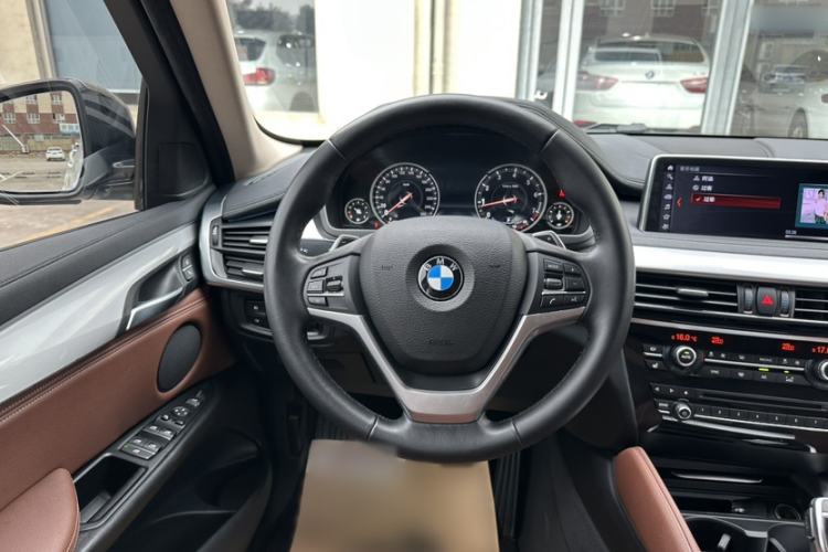 Used BMW X6 2018 xDrive35i Leading Model Interior 2