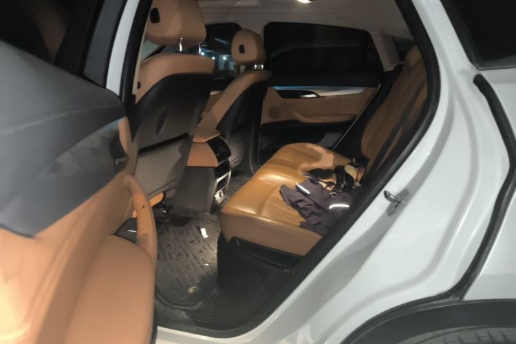 Used BMW X6 2018 xDrive35i Leading Model Interior 4