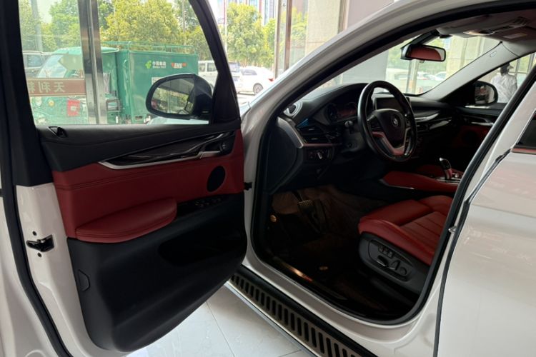 Used BMW X6 2018 xDrive28i Interior 6