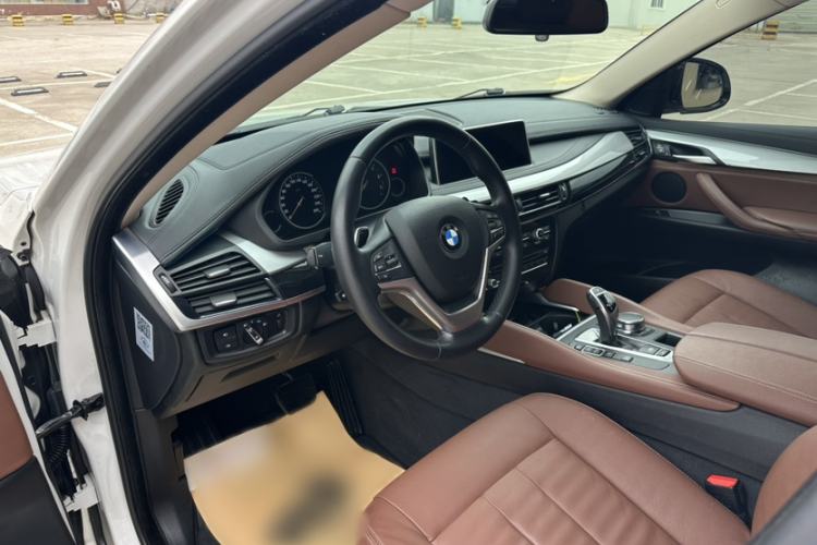 Used BMW X6 2018 xDrive35i Leading Model Interior 7