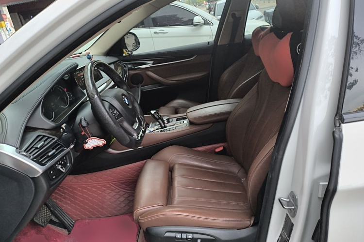 Used BMW X6 2018 xDrive28i Left Front Seat
