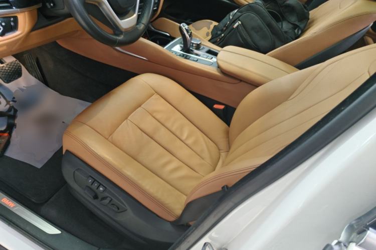 Used BMW X6 2018 xDrive35i Leading Model Left Front Seat