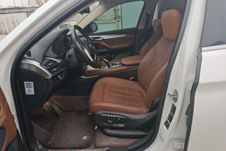 Used BMW X6 2018 xDrive35i Leading Model Left Front Seat