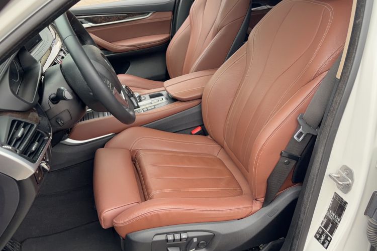 Used BMW X6 2018 xDrive28i Left Front Seat