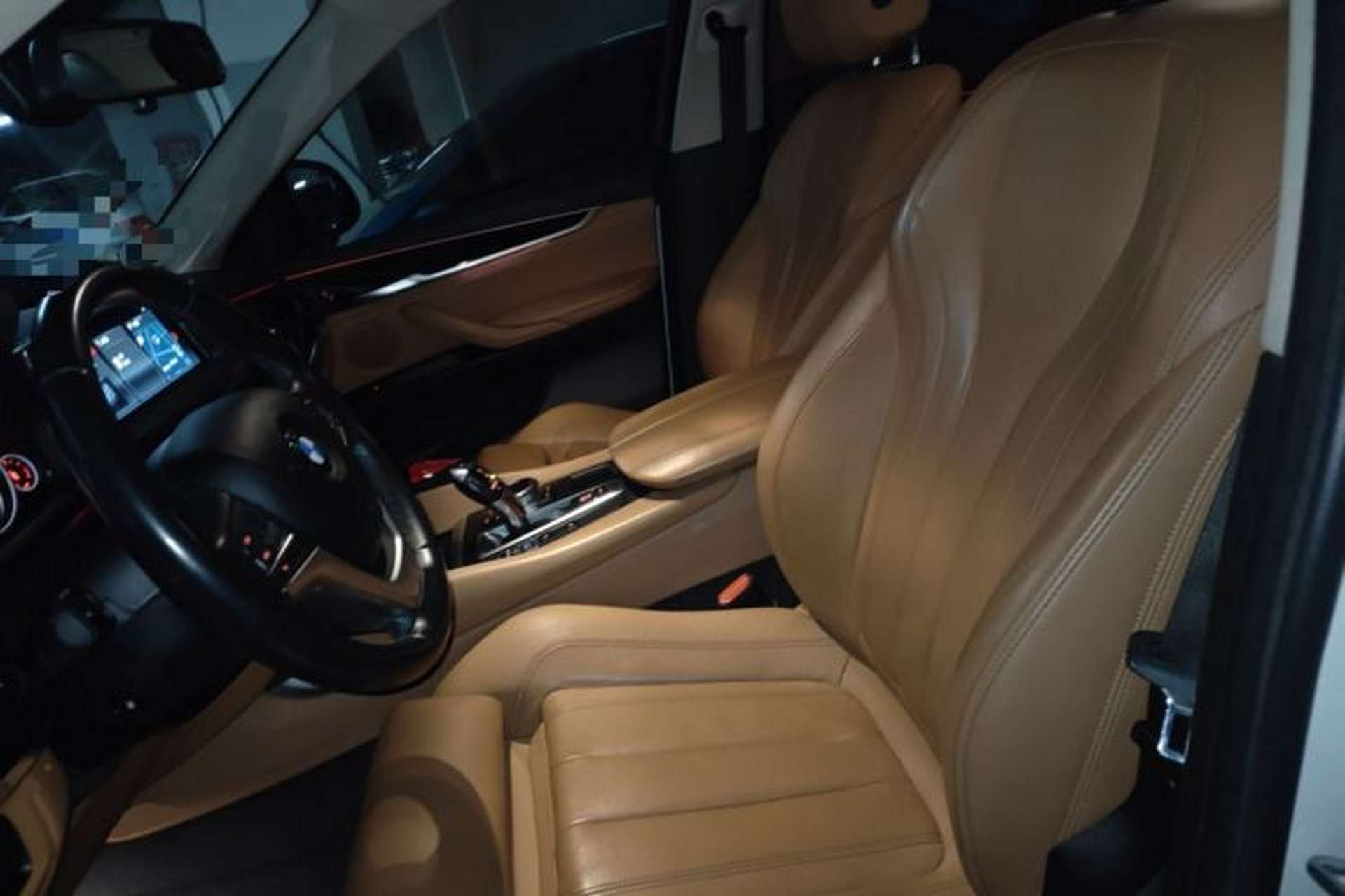 Used BMW X6 2018 xDrive28i Left Front Seat