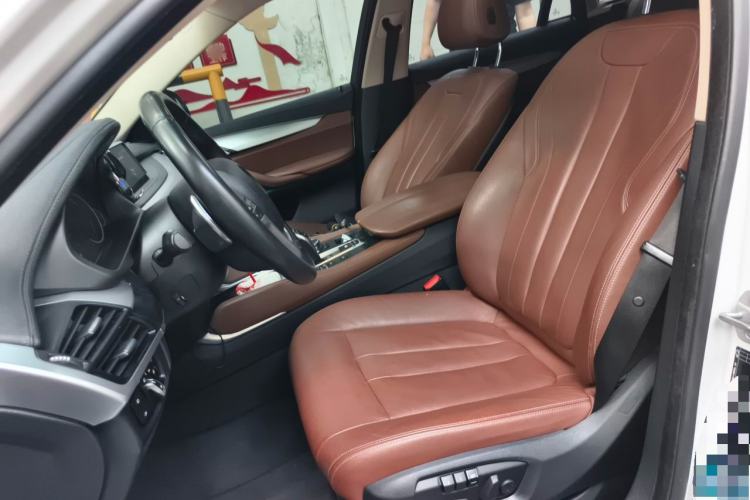 Used BMW X6 2018 xDrive35i Leading Model Left Front Seat