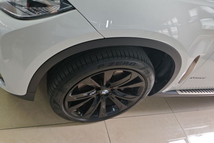 Used BMW X6 2018 xDrive35i Leading Model Left Front Wheel Hub