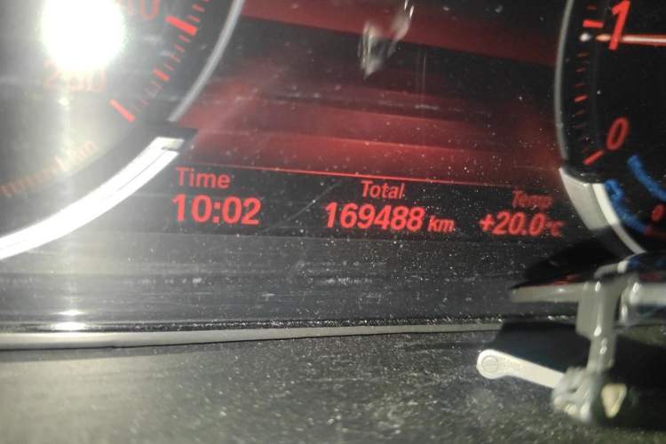 Used BMW X6 2018 xDrive35i Base Model Middle East Odometer Close Up