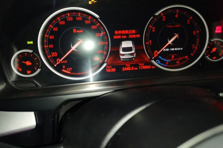 Used BMW X6 2018 xDrive35i Base Model Middle East Odometer Close Up